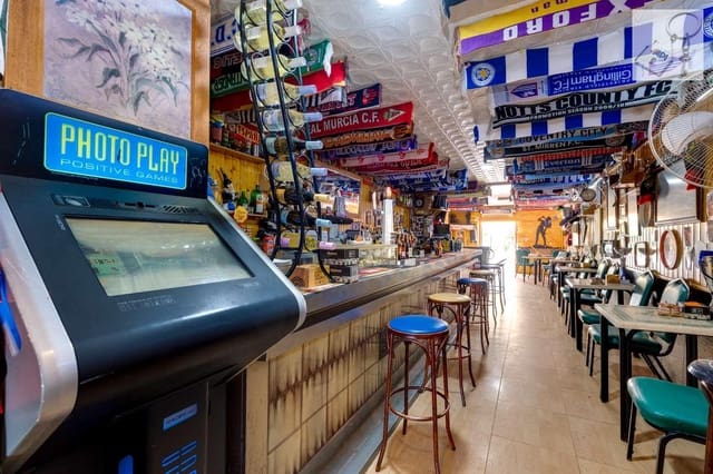 Restaurant/bar te koop in El Chaparral - La Siesta - La Torreta, Torrevieja - € 270.000 (Ref: 9891626)