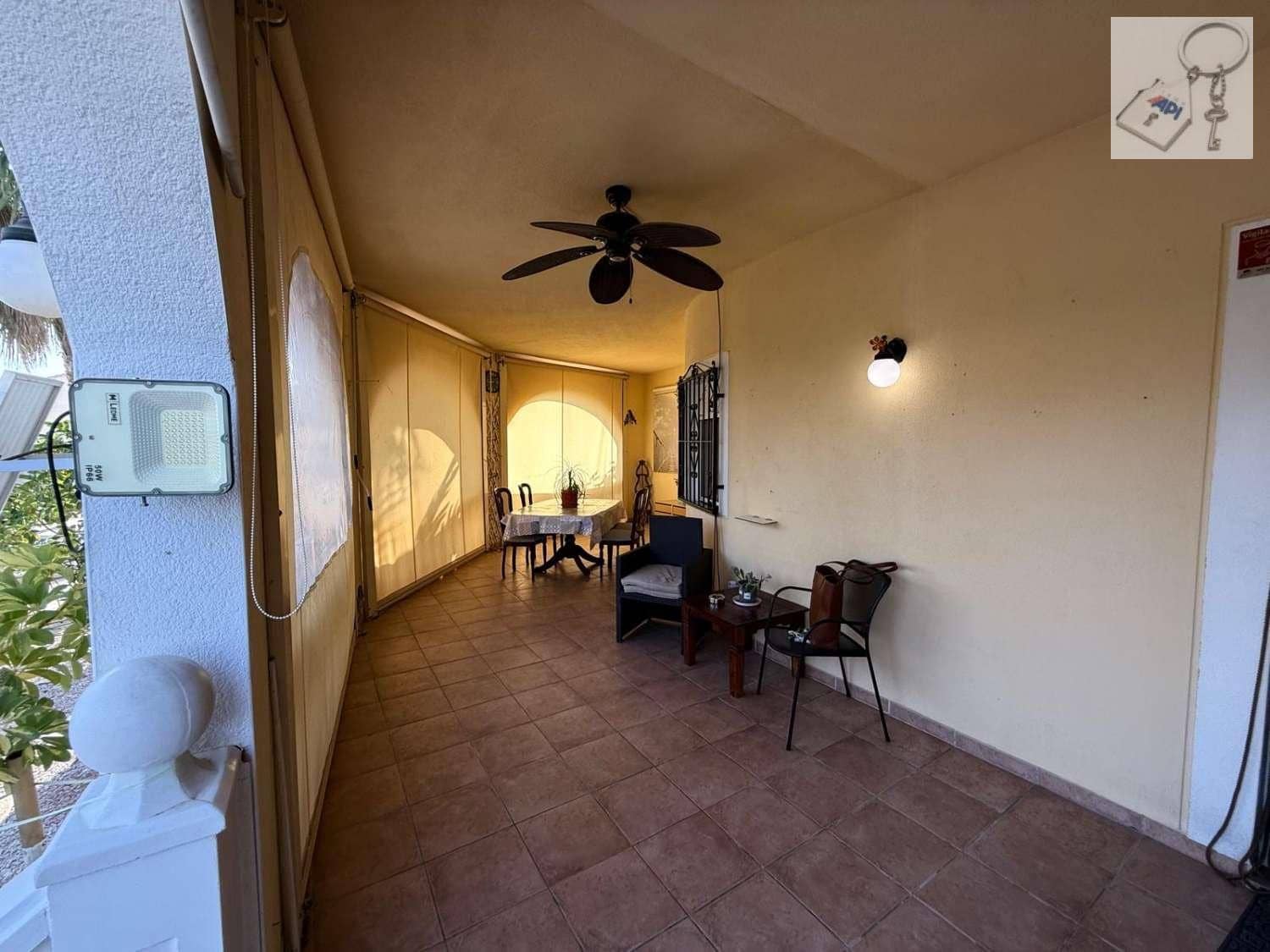3 chambre Villa/Maison à vendre à Catral avec piscine garage - 395 000 € (Ref: 9895730)