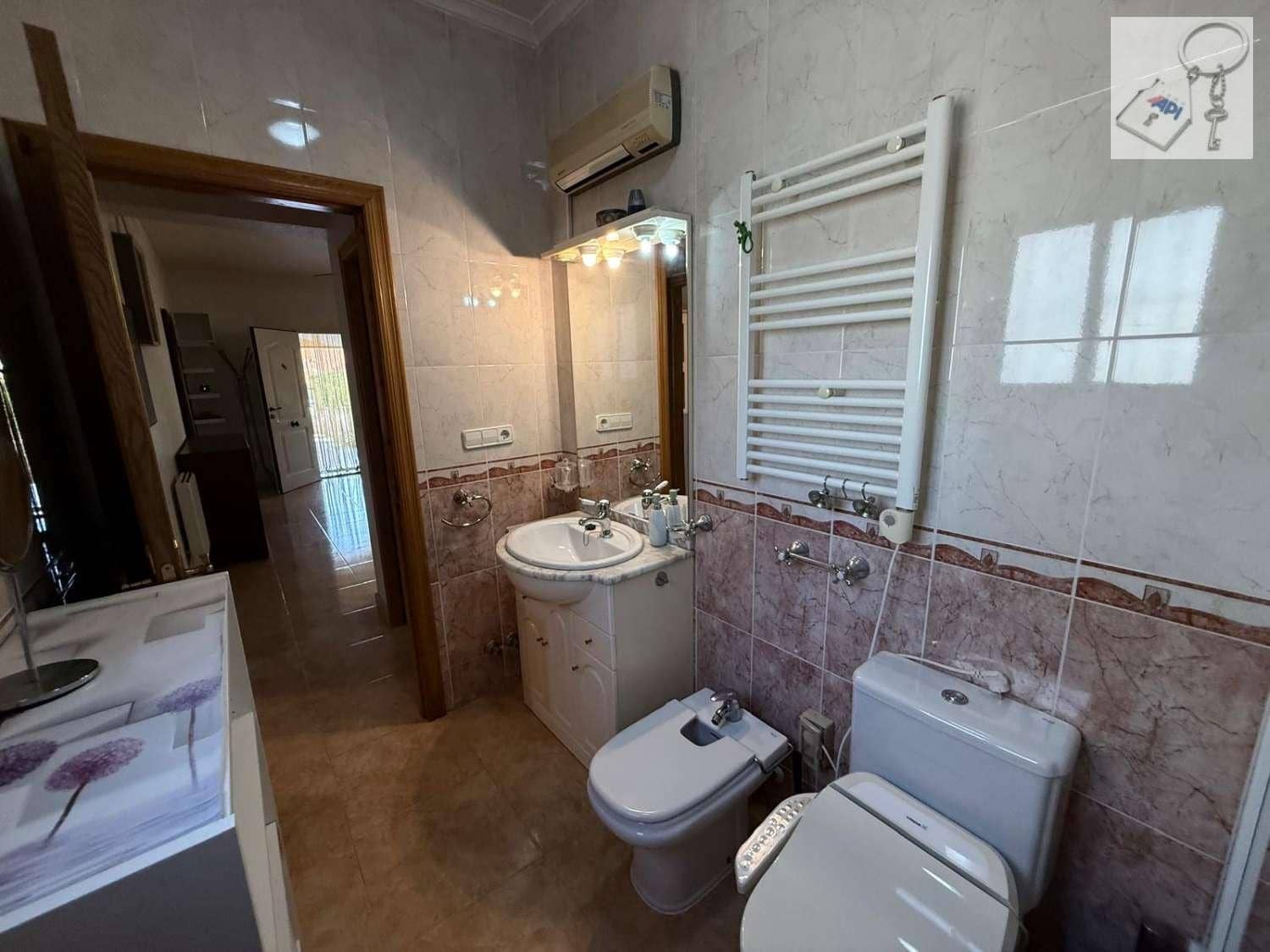 3 chambre Villa/Maison à vendre à Catral avec piscine garage - 395 000 € (Ref: 9895730)
