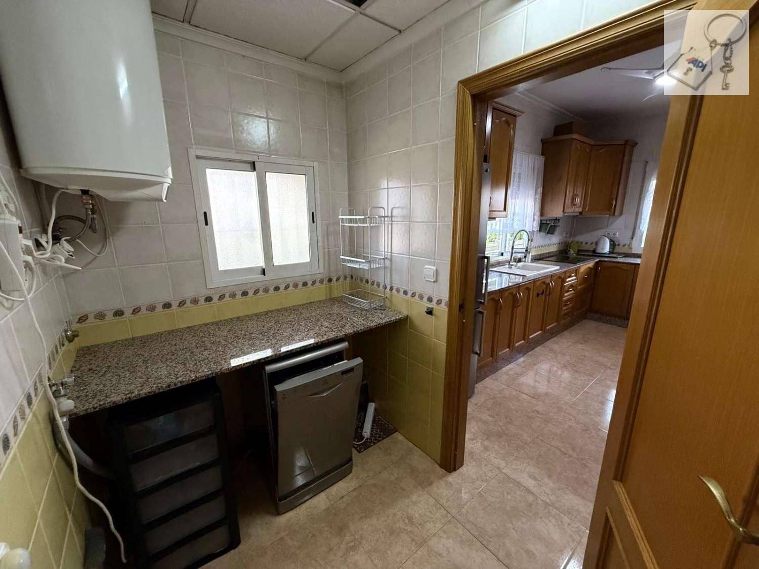 3 chambre Villa/Maison à vendre à Catral avec piscine garage - 395 000 € (Ref: 9895730)