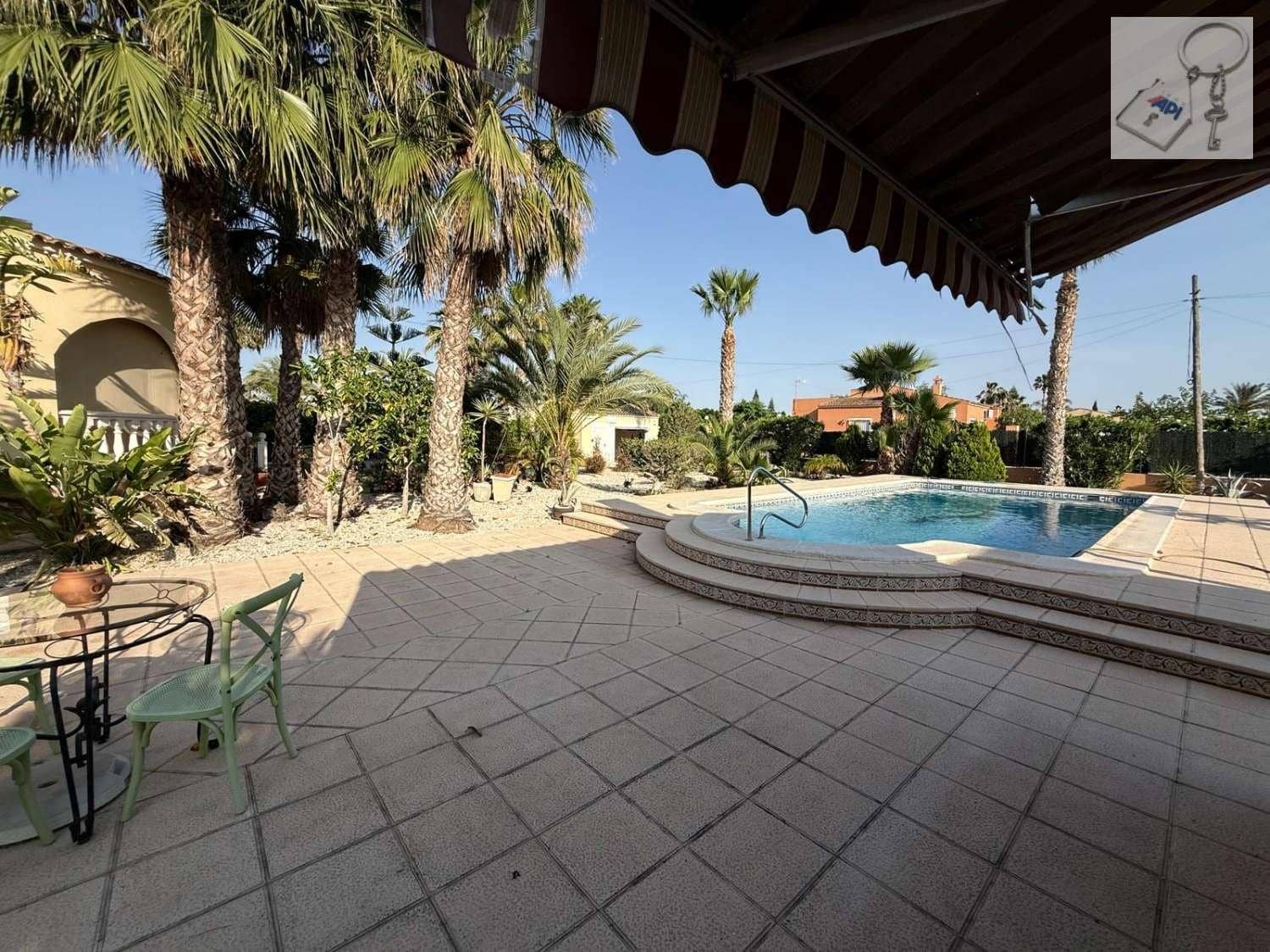 3 chambre Villa/Maison à vendre à Catral avec piscine garage - 395 000 € (Ref: 9895730)