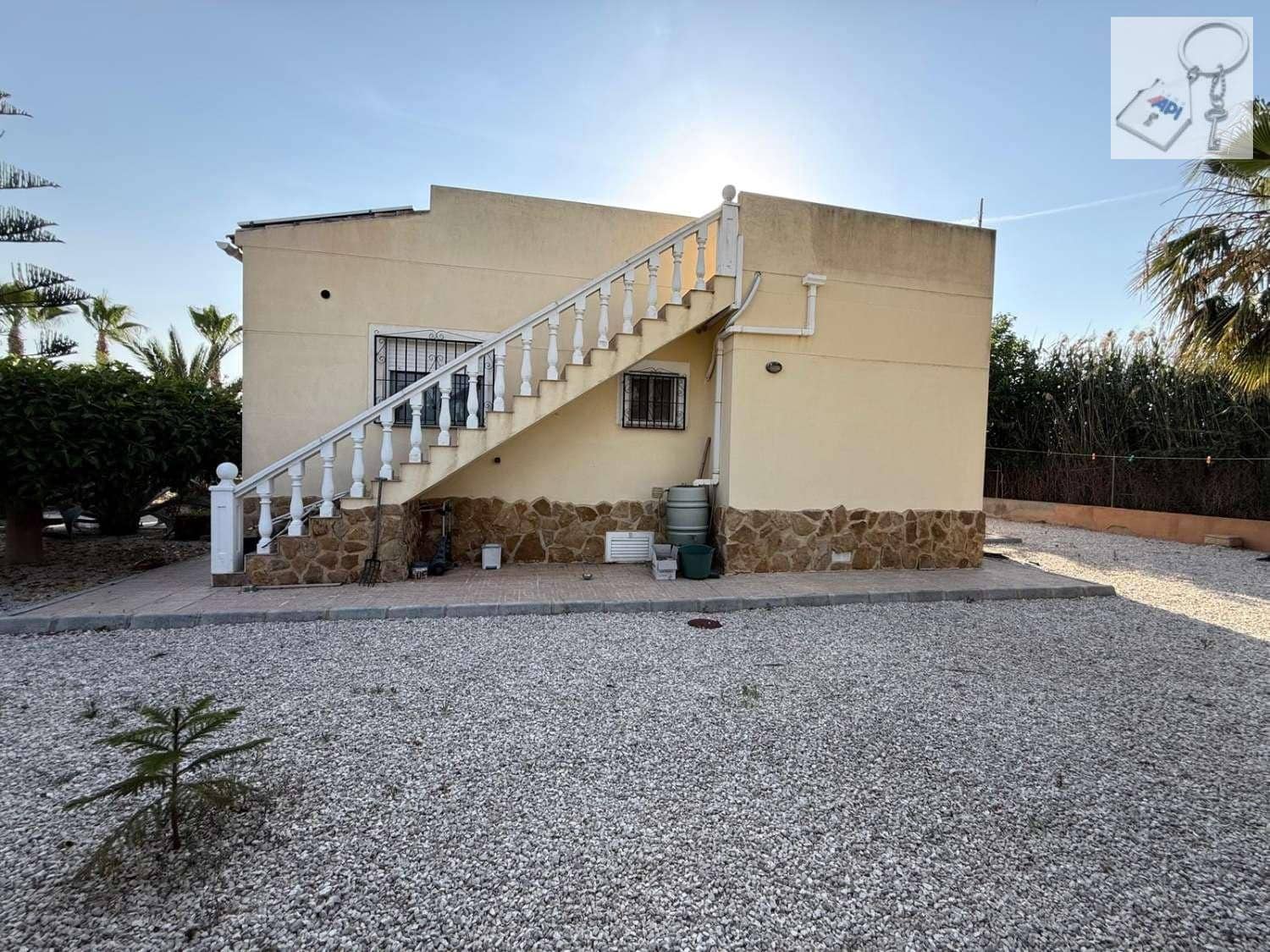 3 chambre Villa/Maison à vendre à Catral avec piscine garage - 395 000 € (Ref: 9895730)