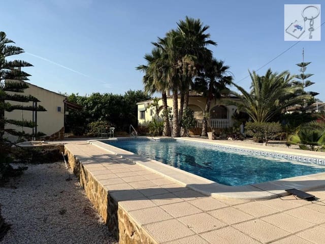 3 chambre Villa/Maison à vendre à Catral avec piscine garage - 395 000 € (Ref: 9895730)