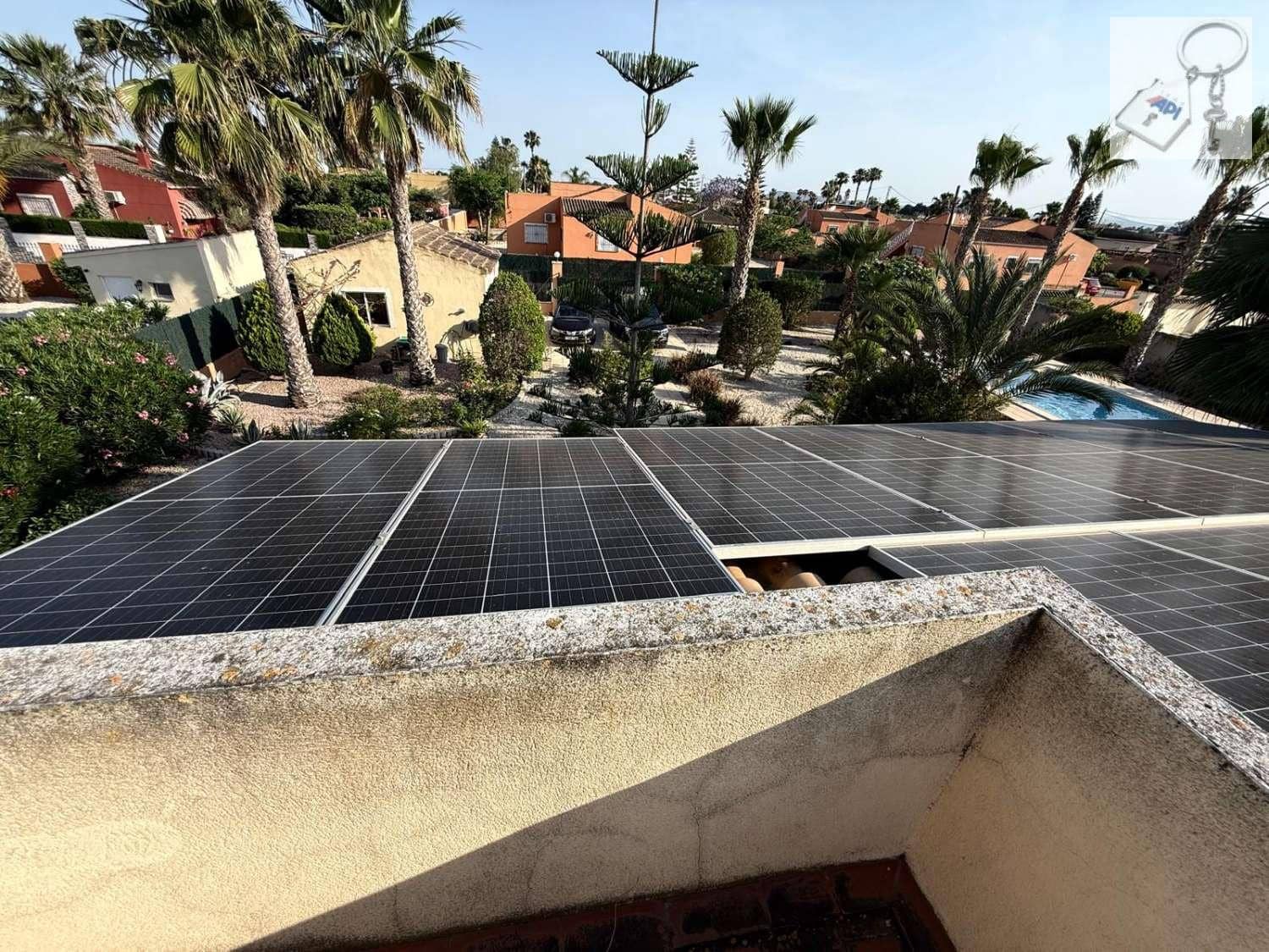 3 chambre Villa/Maison à vendre à Catral avec piscine garage - 395 000 € (Ref: 9895730)