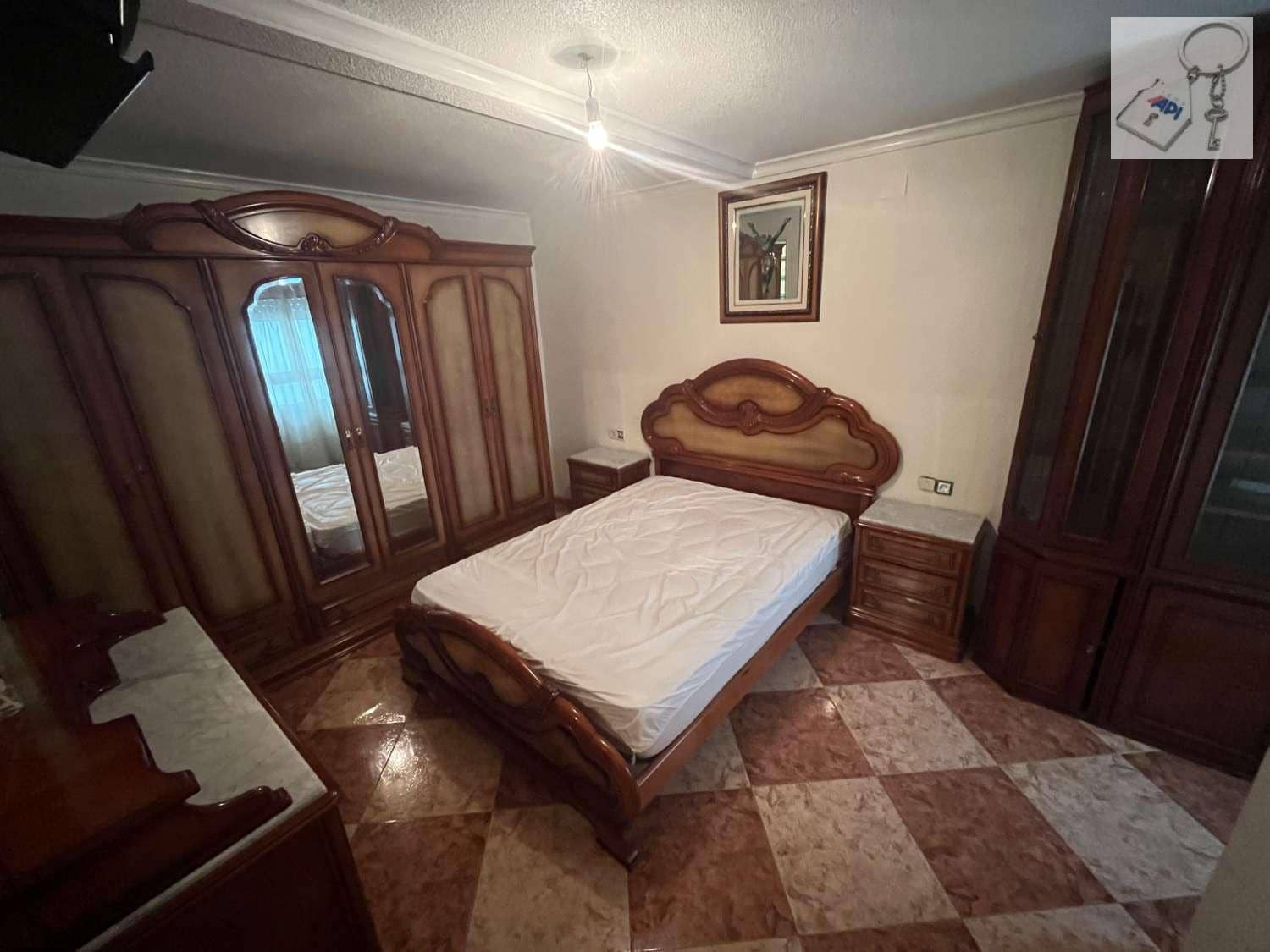 3 soveværelse Strandlejlighed til salg i Torrevieja - € 157.900 (Ref: 9915187)