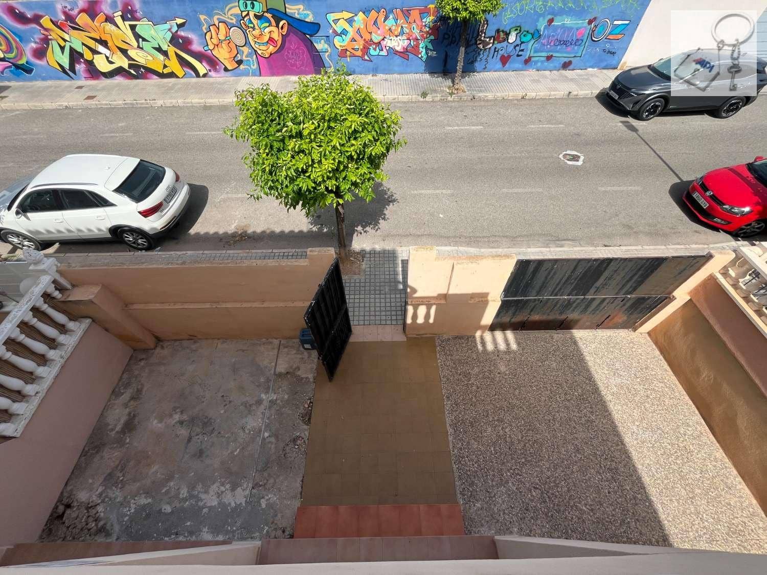 2 soverom Leilighet til salgs i Torrevieja med svømmebasseng garasje - € 175 000 (Ref: 9915188)