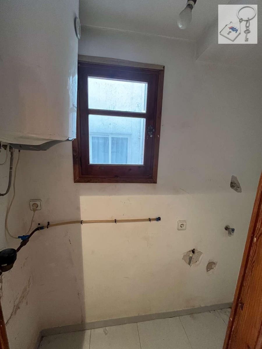 2 bedroom Flat for sale in Alcoy / Alcoi - € 120,000 (Ref: 9928703)