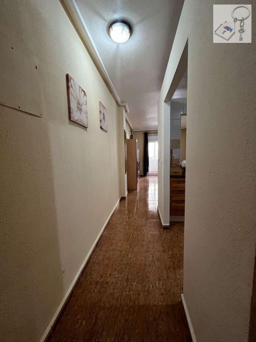 2 slaapkamer Appartement te koop in Torrevieja met zwembad - € 130.000 (Ref: 9939313)