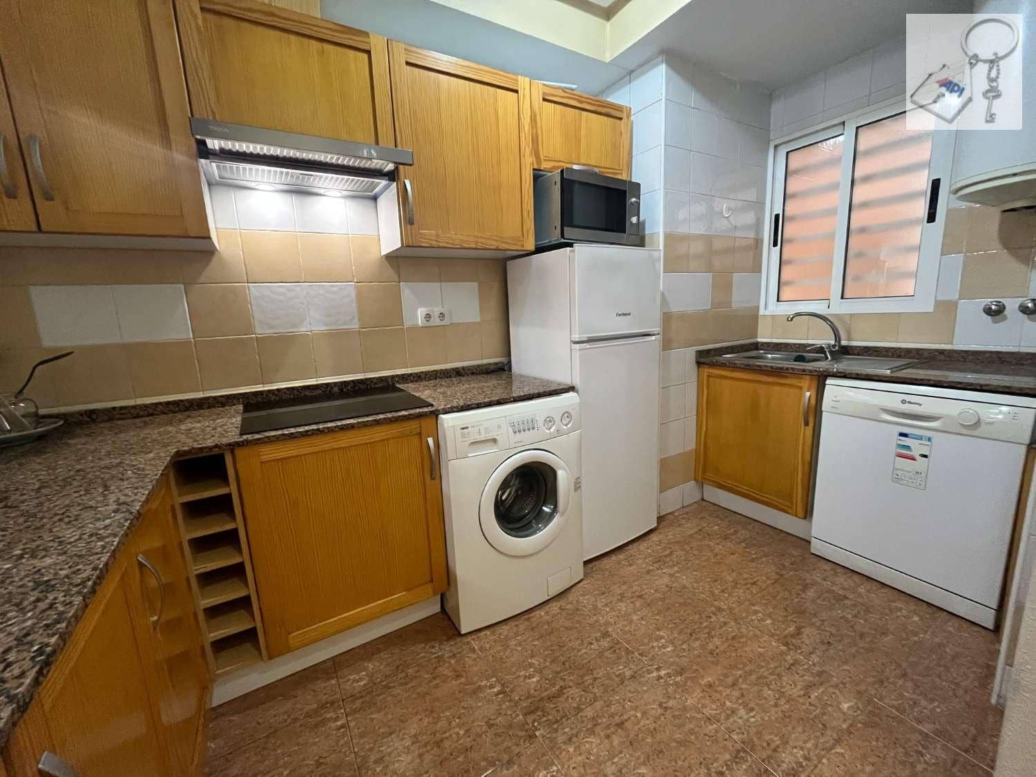 2 slaapkamer Appartement te koop in Torrevieja met zwembad - € 130.000 (Ref: 9939313)