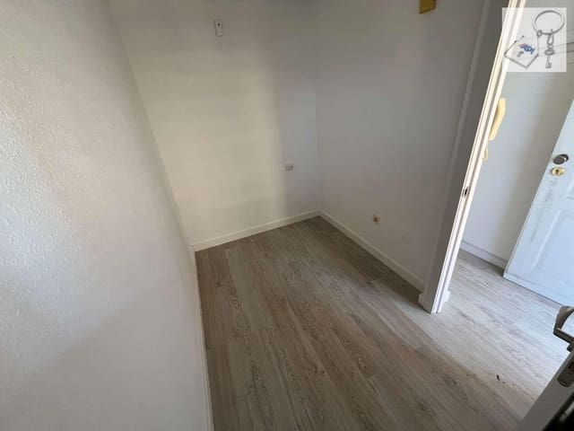 1 soveværelse Strandlejlighed til salg i Cabo Cervera, Torrevieja - € 135.000 (Ref: 9939314)
