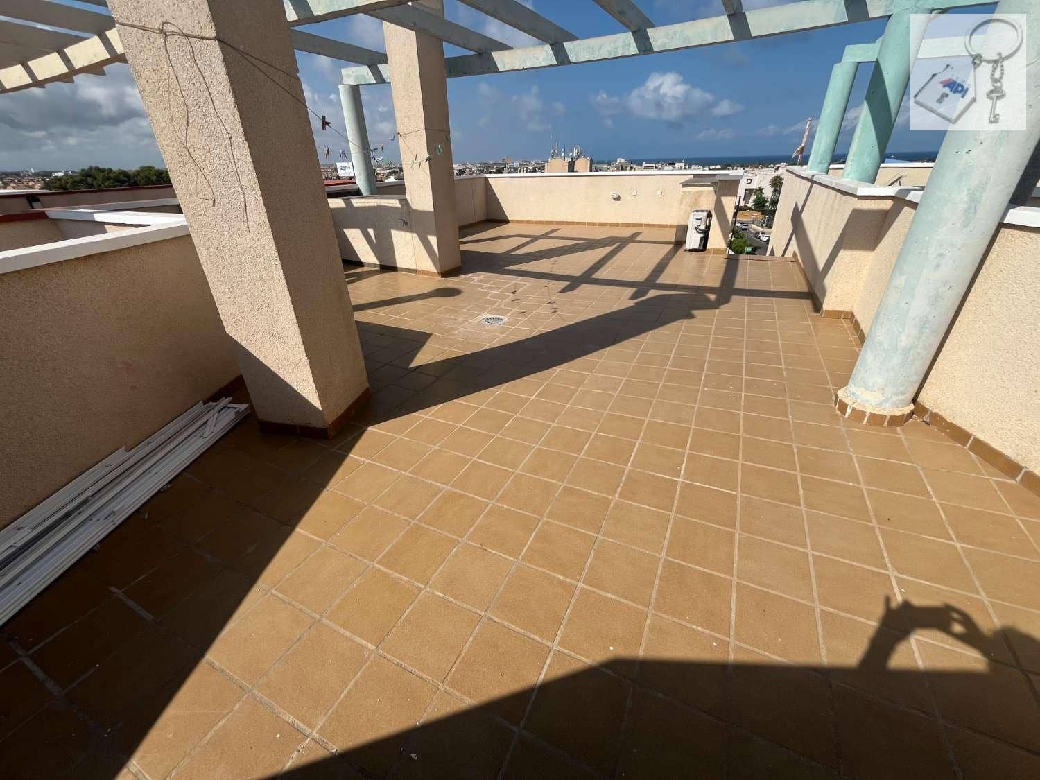 Apartamento Playa de 2 habitaciones en Orihuela Costa en venta con garaje - 239.000 € (Ref: 9941700)