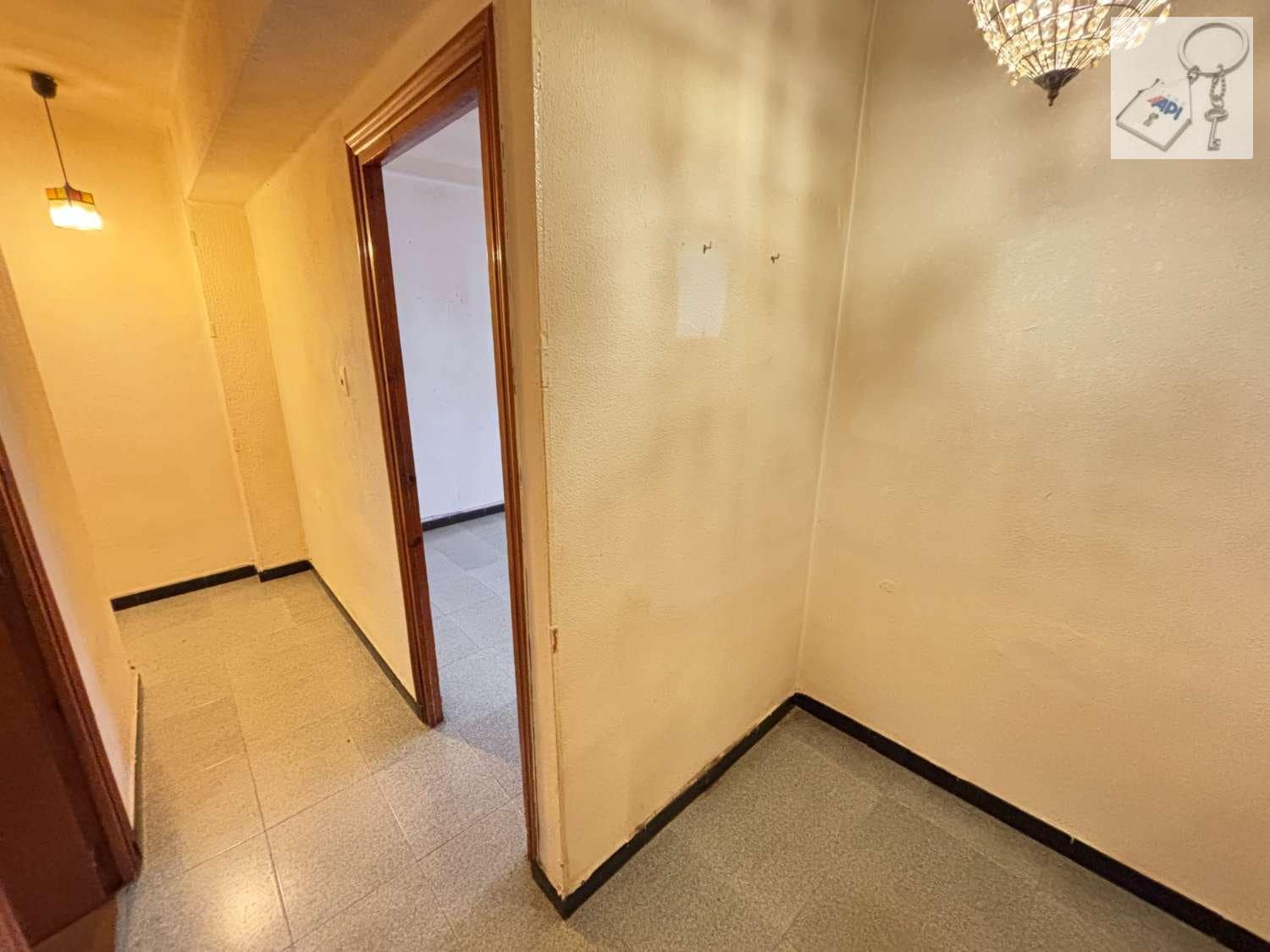 3 soverom Leilighet til salgs i Ibi - € 100 000 (Ref: 9946950)