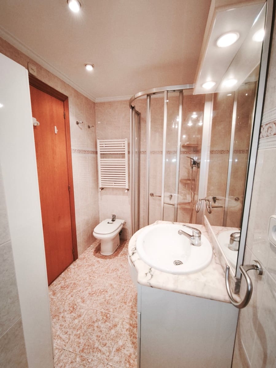 2 soveværelse Lejlighed til salg i Valencia by - € 275.000 (Ref: 10175608)