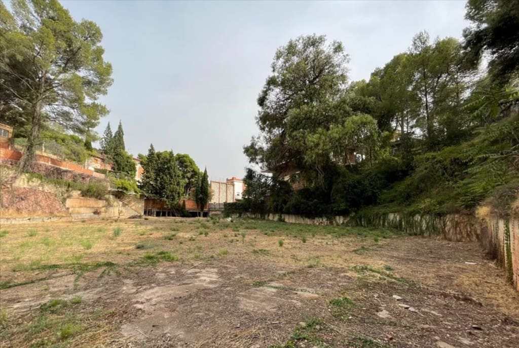 6 slaapkamer Villa te koop in Serra met zwembad - € 350.000 (Ref: 6518044)