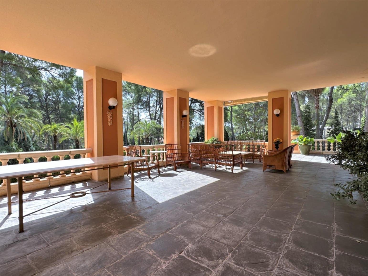 5 soverom Villa til salgs i Naquera med svømmebasseng garasje - € 1 500 000 (Ref: 7869203)