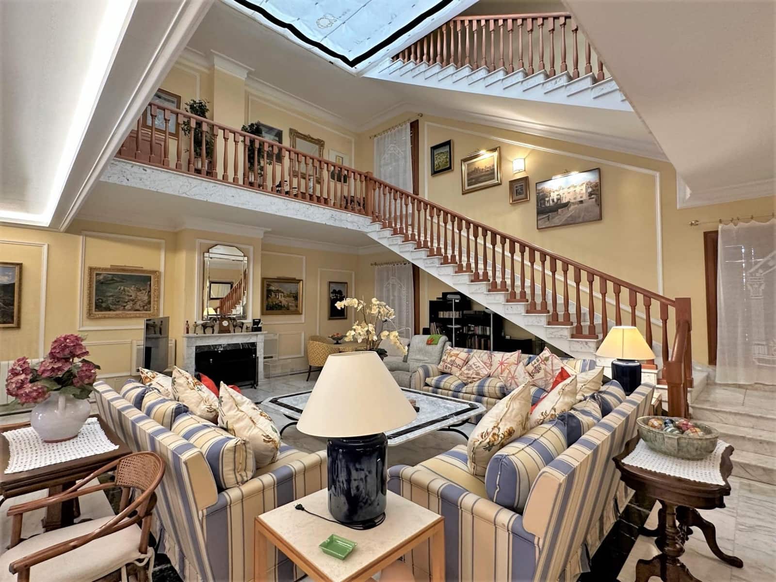 5 soverom Villa til salgs i Naquera med svømmebasseng garasje - € 1 500 000 (Ref: 7869203)