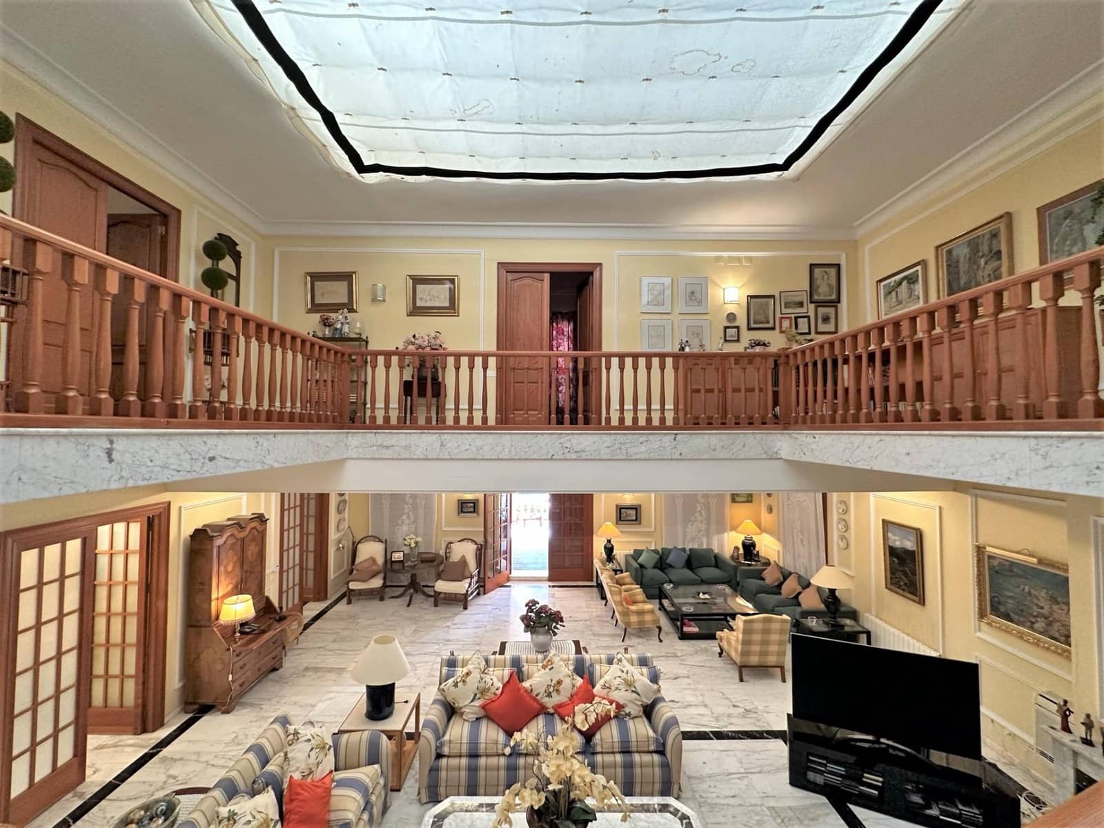 5 soverom Villa til salgs i Naquera med svømmebasseng garasje - € 1 500 000 (Ref: 7869203)