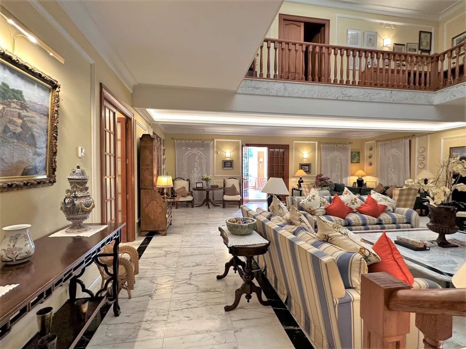 5 soverom Villa til salgs i Naquera med svømmebasseng garasje - € 1 500 000 (Ref: 7869203)