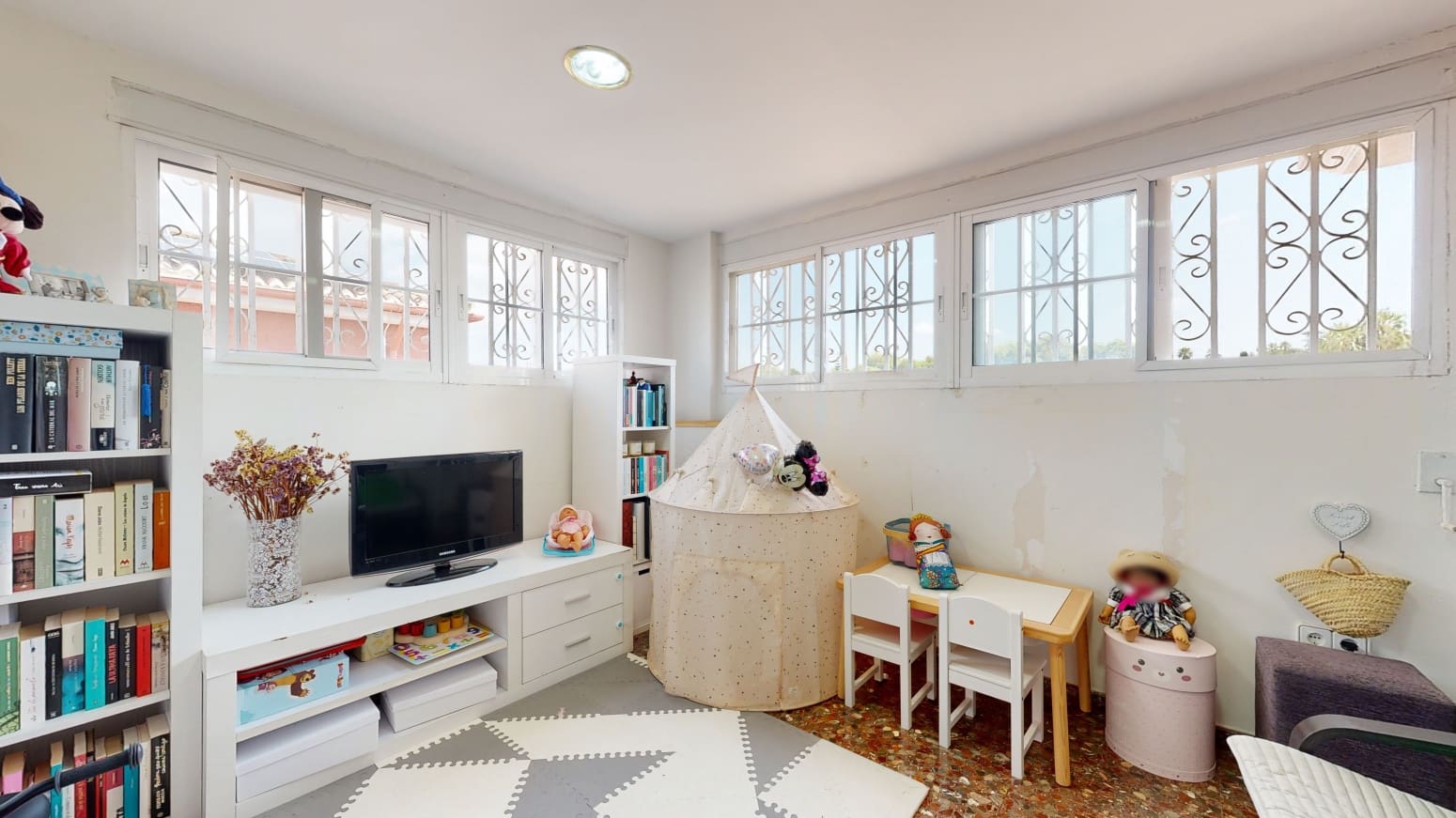 6 chambre Villa/Maison à vendre à La Canada avec piscine - 599 000 € (Ref: 7899167)