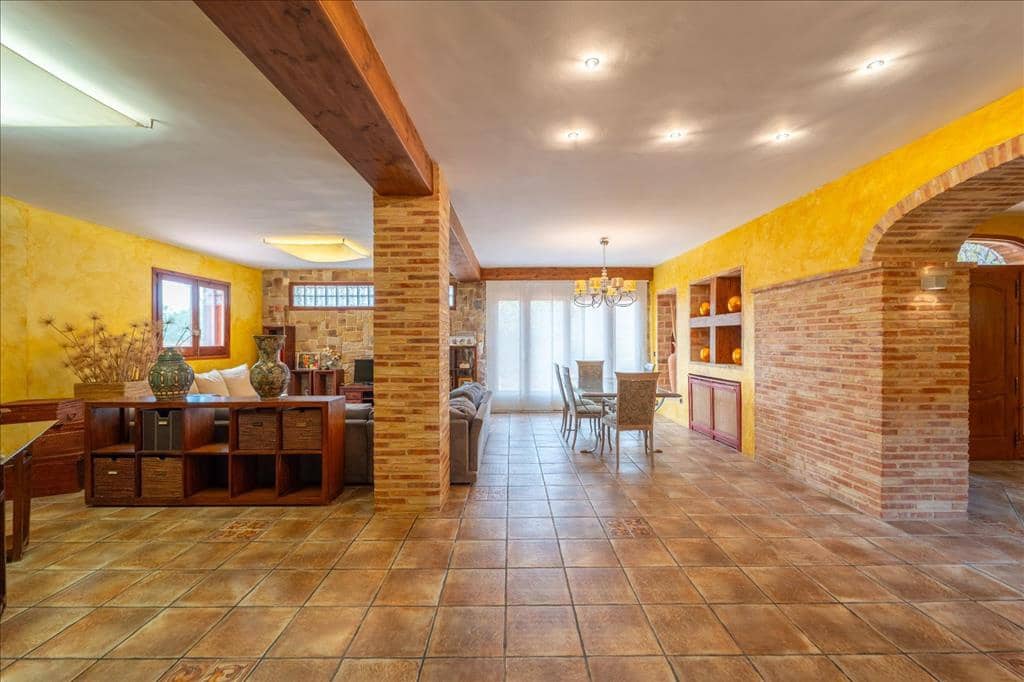 5 sypialnia Willa na sprzedaż w Naquera z basenem garażem - 945 000 € (Ref: 8285151)