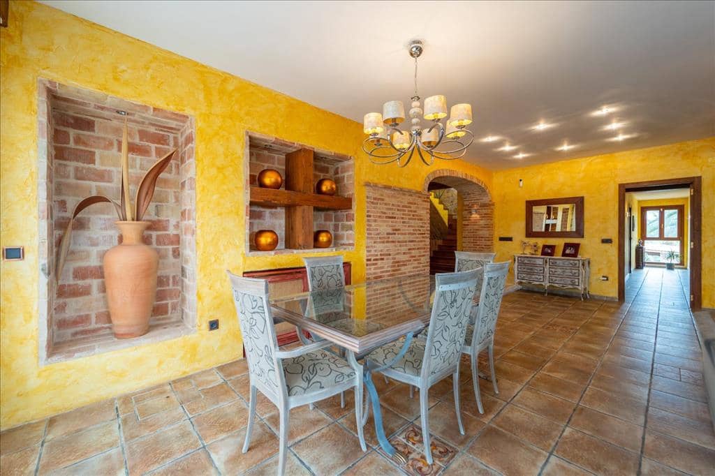 5 sypialnia Willa na sprzedaż w Naquera z basenem garażem - 945 000 € (Ref: 8285151)