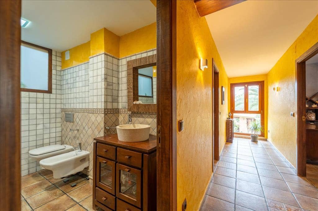 5 sypialnia Willa na sprzedaż w Naquera z basenem garażem - 945 000 € (Ref: 8285151)