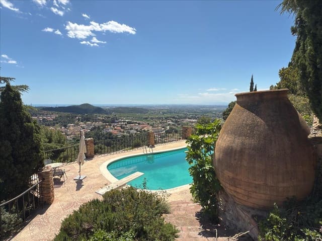 4 sypialnia Willa na sprzedaż w Náquera z basenem garażem - 749 000 € (Ref: 9134778)