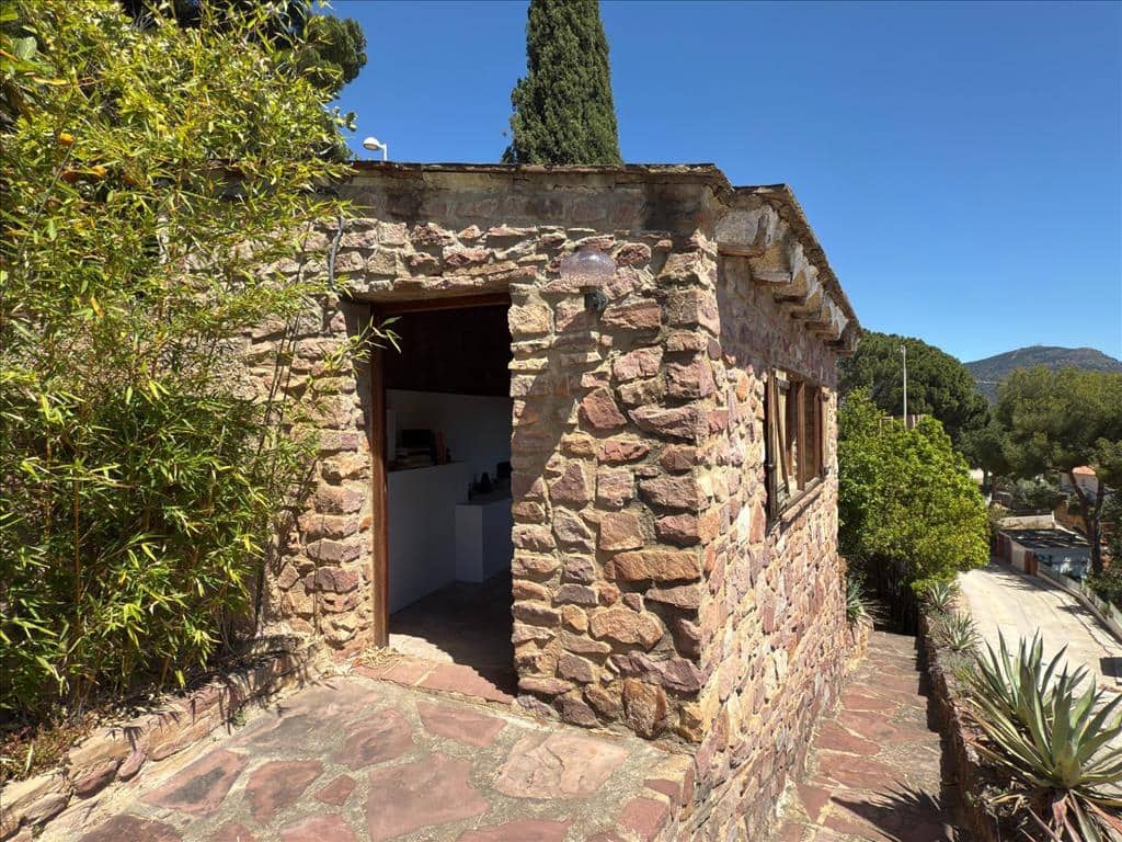 4 sypialnia Willa na sprzedaż w Naquera z basenem garażem - 749 000 € (Ref: 9134778)