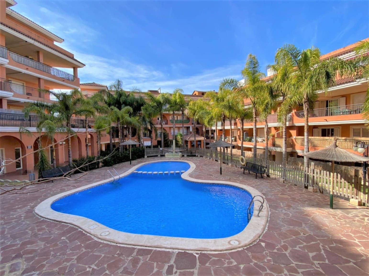 3 makuuhuone Huoneisto myytävänä paikassa Naquera mukana uima-altaan 
autotalli - 255 000 € (Ref: 9438534)