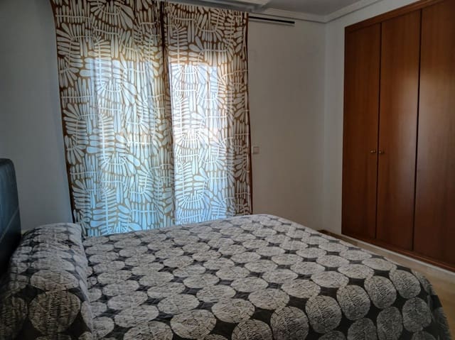 2 makuuhuone Huoneisto vuokrattavana paikassa Valencia kaupunki - 1 900 € (Ref: 9640960)