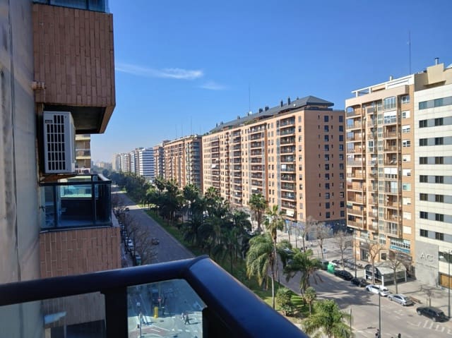 2 makuuhuone Huoneisto vuokrattavana paikassa Valencia kaupunki - 1 900 € (Ref: 9640960)