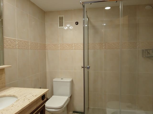 2 makuuhuone Huoneisto vuokrattavana paikassa Valencia kaupunki - 1 900 € (Ref: 9640960)