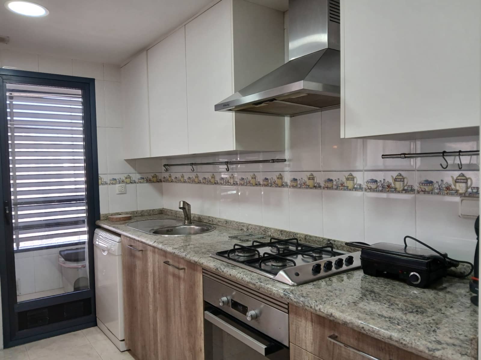 2 makuuhuone Huoneisto vuokrattavana paikassa Valencia kaupunki mukana uima-altaan 
autotalli - 1 900 € (Ref: 9640960)