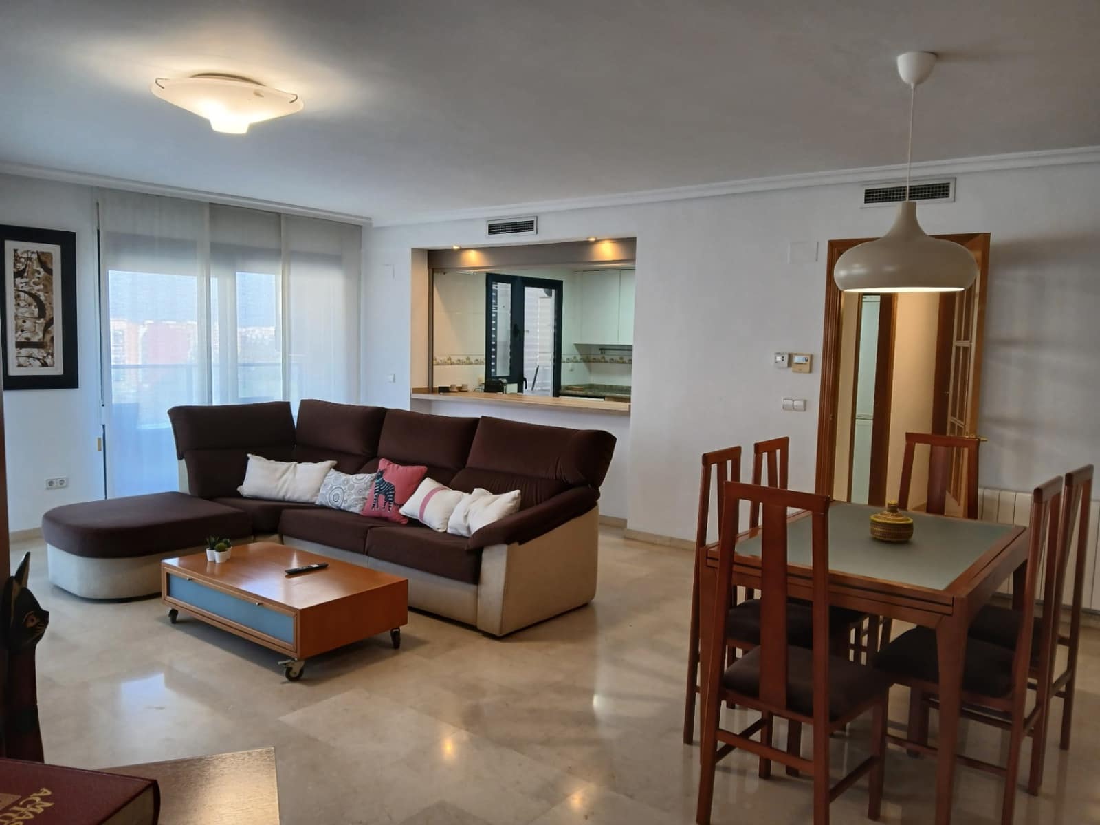 2 makuuhuone Huoneisto vuokrattavana paikassa Valencia kaupunki mukana uima-altaan 
autotalli - 1 900 € (Ref: 9640960)