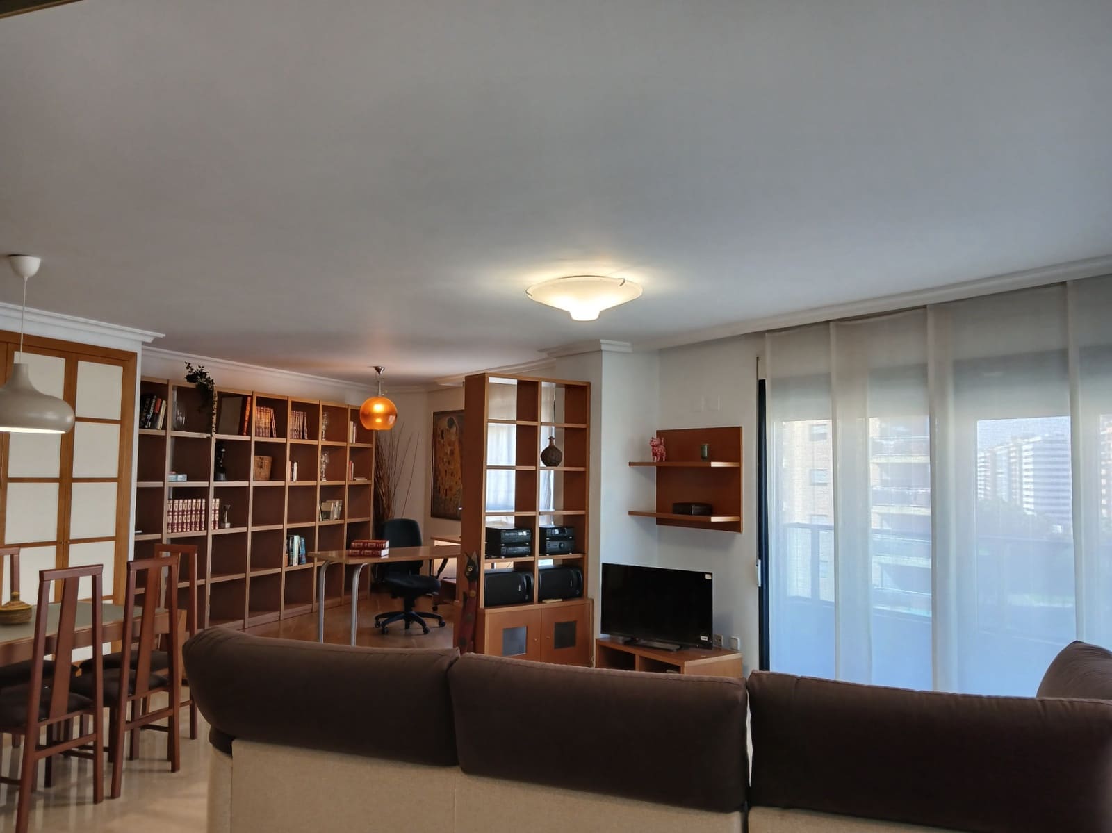 2 makuuhuone Huoneisto vuokrattavana paikassa Valencia kaupunki mukana uima-altaan 
autotalli - 1 900 € (Ref: 9640960)