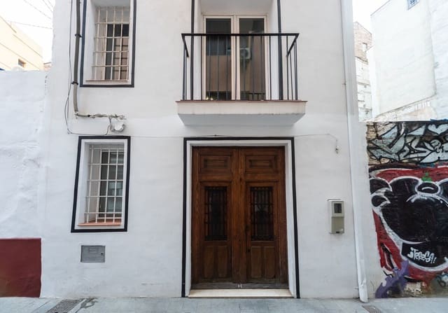 2 soveværelse Byhus til salg i El Carme, Valencia by - € 375.000 (Ref: 9872363)