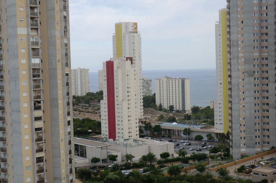 2 bedroom Apartment for sale in Benidorm with pool garage - € 360,000 (Ref: 3183102)