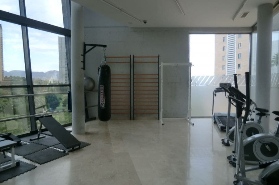 2 bedroom Apartment for sale in Benidorm with pool garage - € 360,000 (Ref: 3183102)