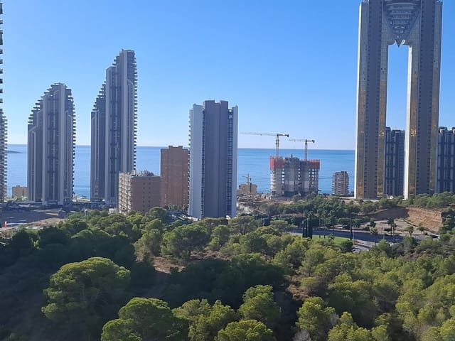 2 soverom Leilighet til salgs i Via Parque, Benidorm med svømmebasseng garasje - € 360 000 (Ref: 3183102)