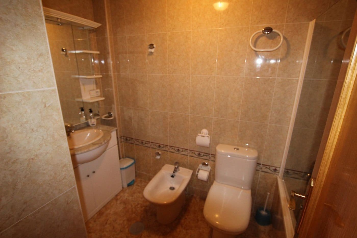 2 makuuhuone Huoneisto myytävänä paikassa La Villajoyosa / Vila Joiosa mukana uima-altaan 
autotalli - 340 000 € (Ref: 4533885)