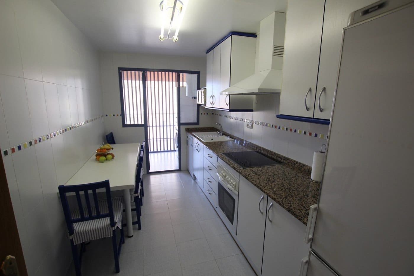 2 makuuhuone Huoneisto myytävänä paikassa La Villajoyosa / Vila Joiosa mukana uima-altaan 
autotalli - 340 000 € (Ref: 4533885)