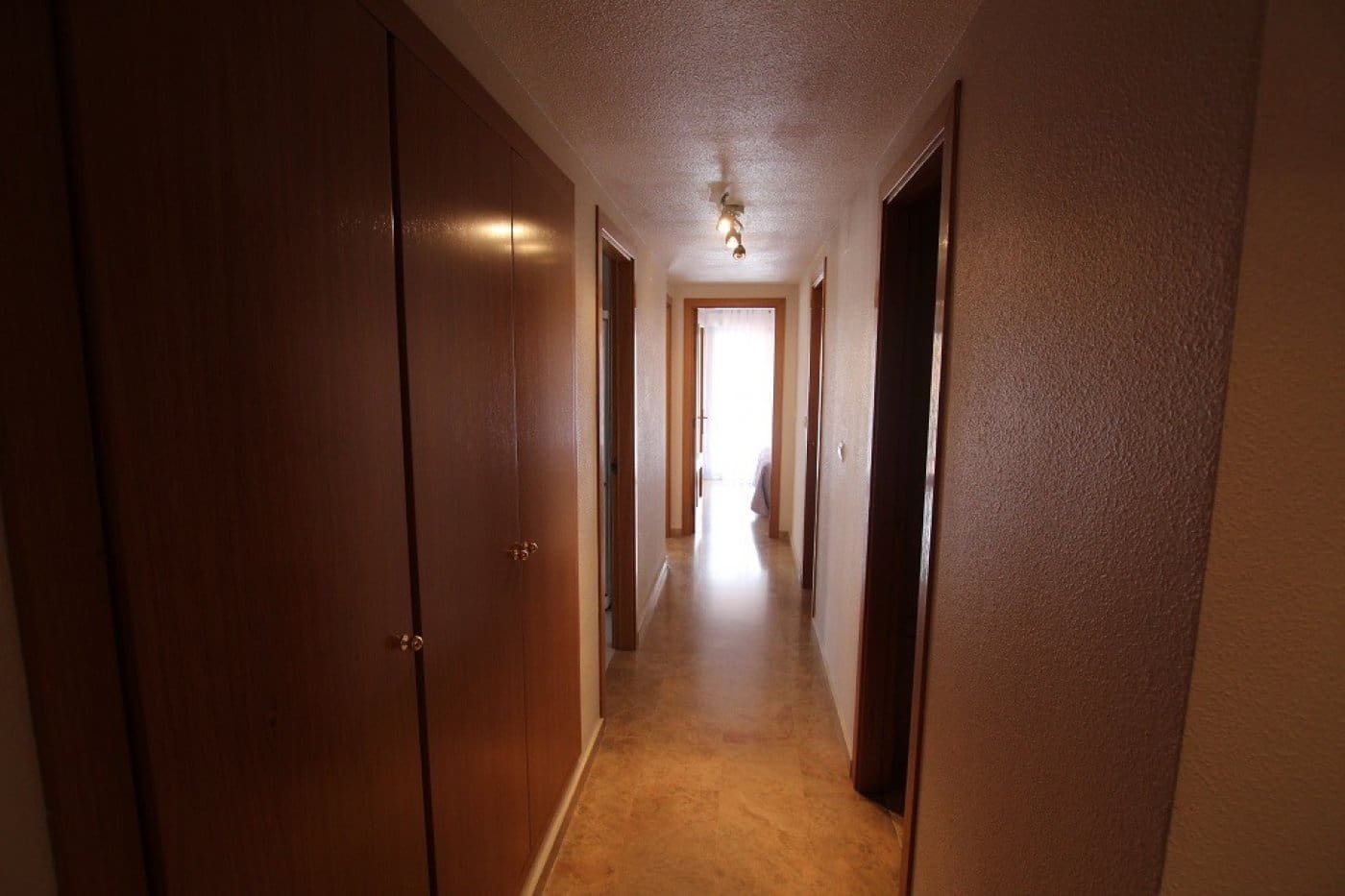 2 makuuhuone Huoneisto myytävänä paikassa La Villajoyosa / Vila Joiosa mukana uima-altaan 
autotalli - 340 000 € (Ref: 4533885)