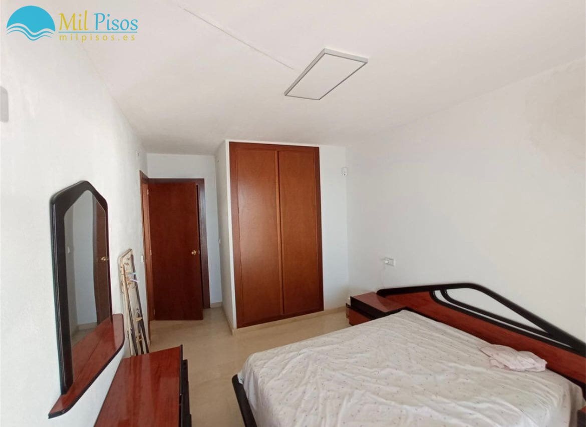 2 bedroom Flat for sale in Benidorm with pool - € 680,000 (Ref: 6635735)