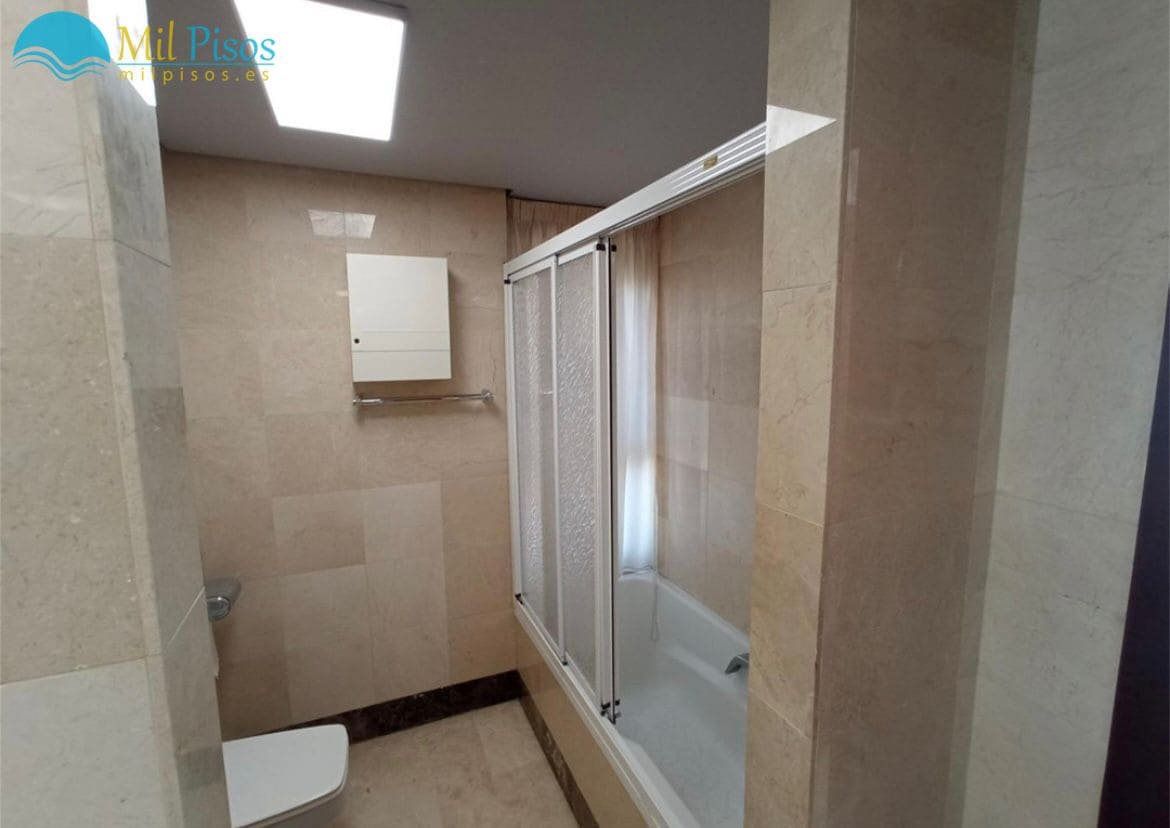 2 bedroom Flat for sale in Benidorm with pool - € 680,000 (Ref: 6635735)