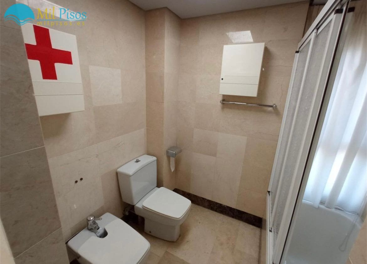 2 bedroom Flat for sale in Benidorm with pool - € 680,000 (Ref: 6635735)