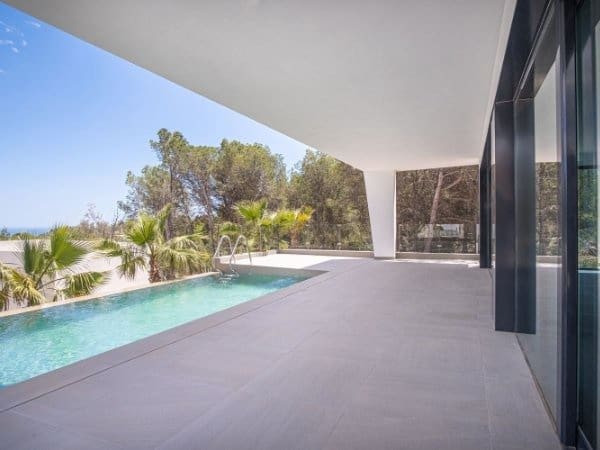 Chalet de 3 habitaciones en Polop en venta con piscina - 472.000 € (Ref: 7031873)