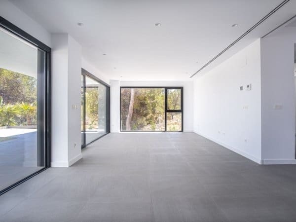 Chalet de 3 habitaciones en Polop en venta con piscina - 472.000 € (Ref: 7031873)