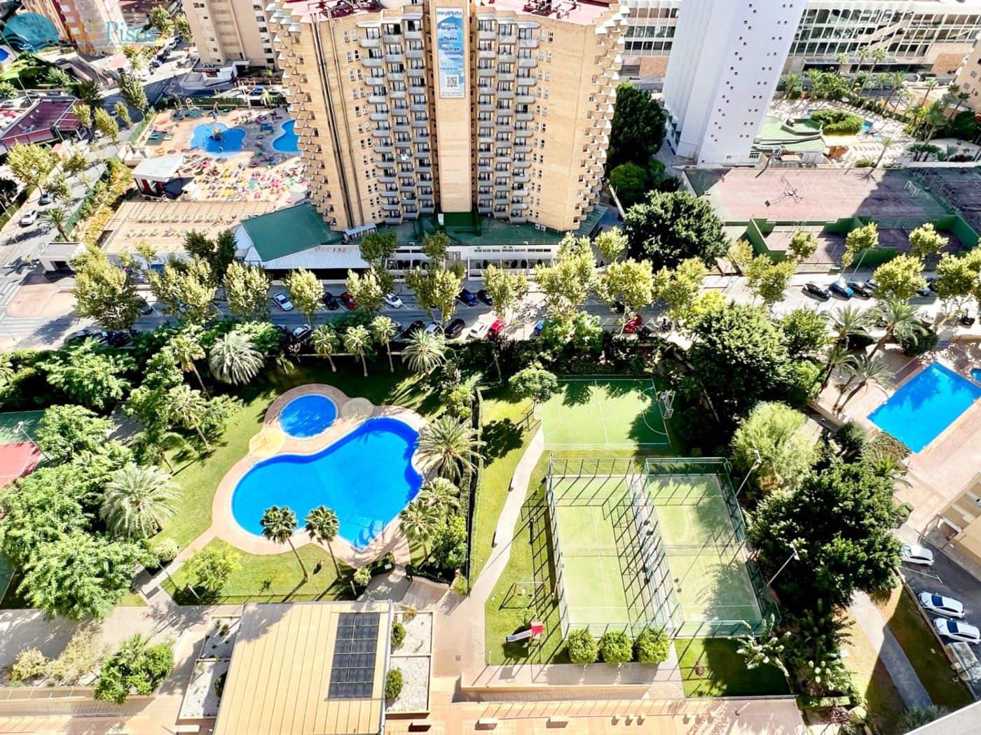 Apartamento de 1 habitación en Benidorm en venta con piscina garaje - 264.000 € (Ref: 7130065)