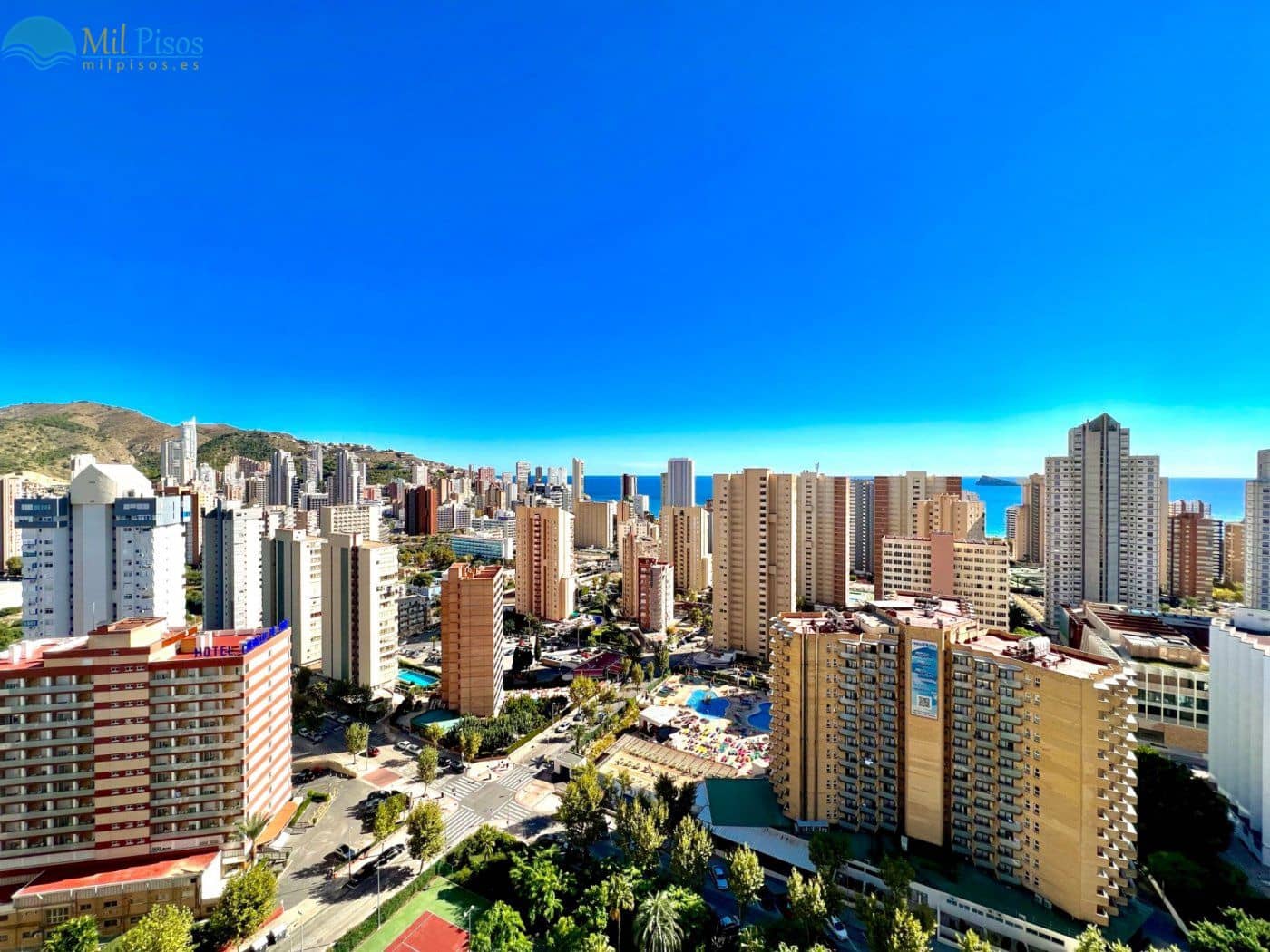 Apartamento de 1 habitación en Benidorm en venta con piscina garaje - 264.000 € (Ref: 7130065)