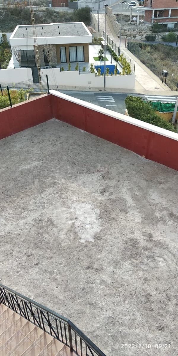 Chalet de 7 habitaciones en Finestrat en venta con piscina - 635.000 € (Ref: 7249305)